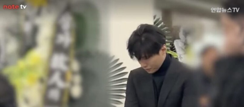 Won Bin at Kim Sae Ron’s wake
