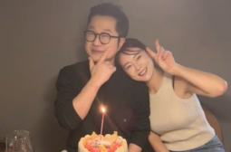 Ji Sang-ryeol and his girlfriend, Shin Bo-ram,