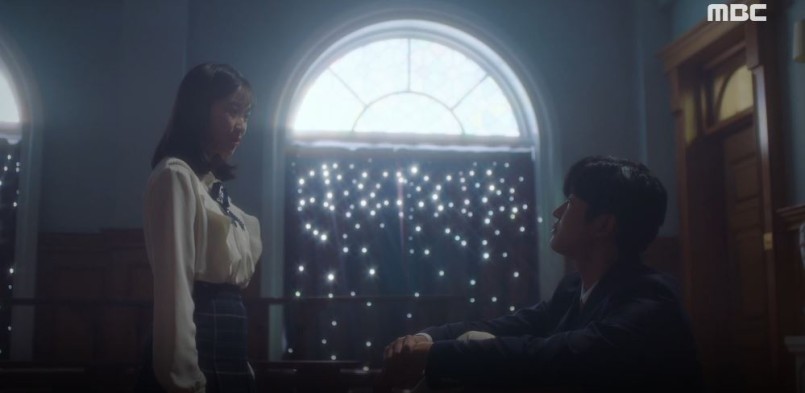 "Extraordinary You" Latest Episode: Rowoon Showed The Night Sky To Kim Hye-yoon