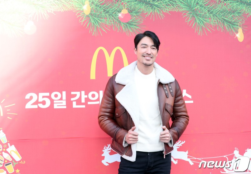 Daniel Henney