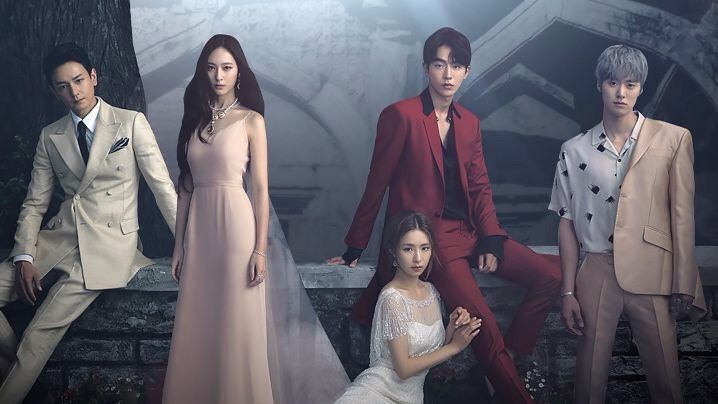 Holiday Season means more time for K-drama. We can give you a list of 3 k-drama to watch over this holiday.