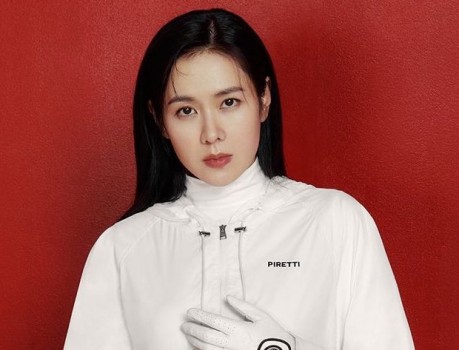 Son Ye Jin for Piretti Golf