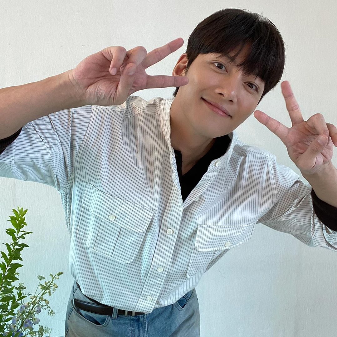 Ji Chang Wook Reveals His Shopping Obsessions with Unusual Purchases and Priceless Antics